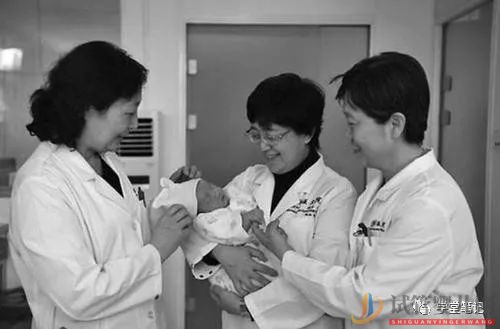 中国第一例“试管婴儿”已经33岁,她的现状却令人感...(自己做试管婴儿的单亲妈妈)人工授精(图2)