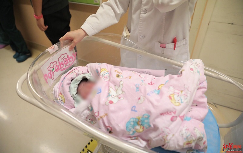 四川首例“第三代试管婴儿”宝宝在四川大学华西第二医院顺利出生(图1)