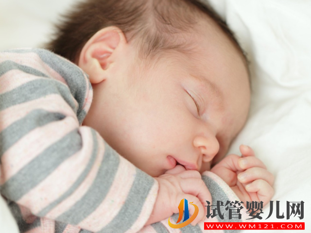 宝宝长期时间的嗜睡会导致反应迟钝
