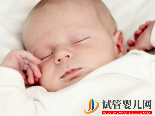 宝宝长期嗜睡会变得焦虑和容易发怒