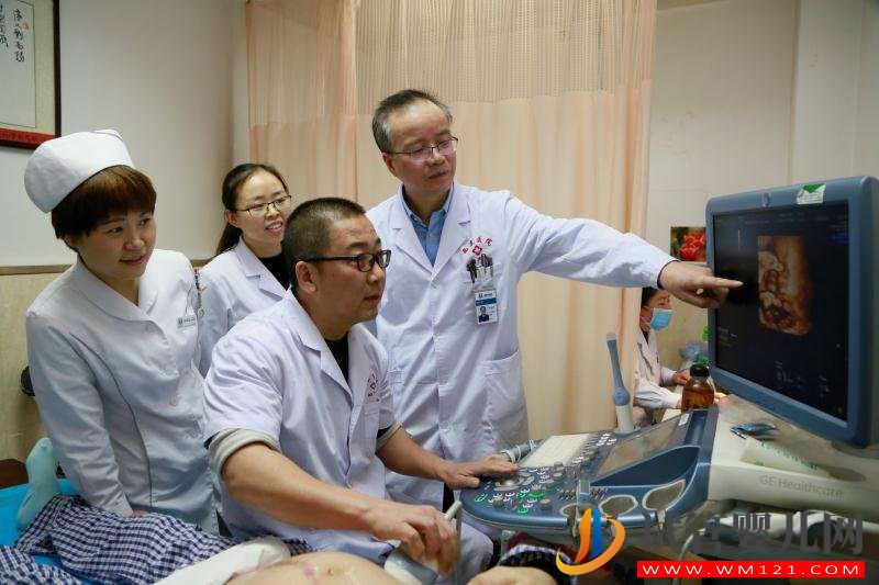 母亲移植子宫给女儿中国首个移植子宫内孕育宝宝出生(图1)